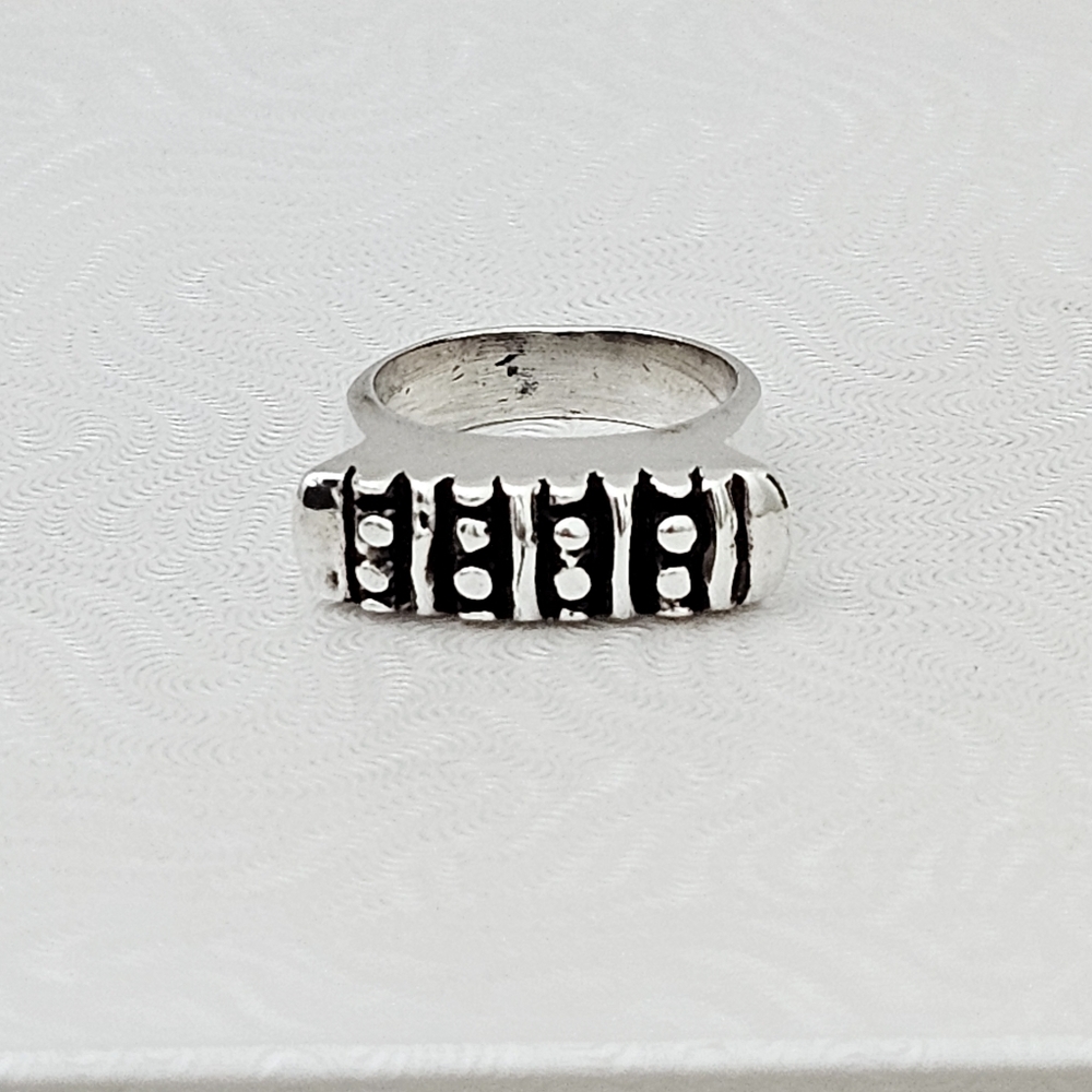 Silpada Very Rare Sterling Silver Oxidized Quad Row Beaded Ring Size 7.5 CR642